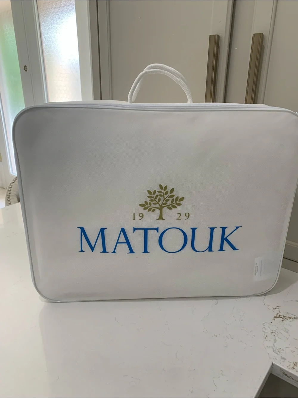 New Matouk SOFT 600 FILL POWER EUROPEAN DUCK DOWN COTTON PERCALE SHELL Pillow